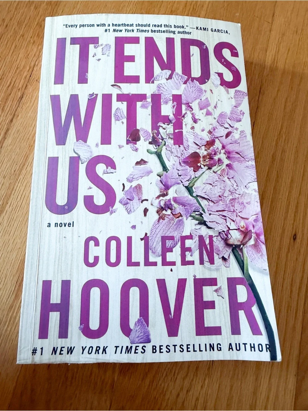 'It Ends With Us' Paperback Book - Colleen Hoover